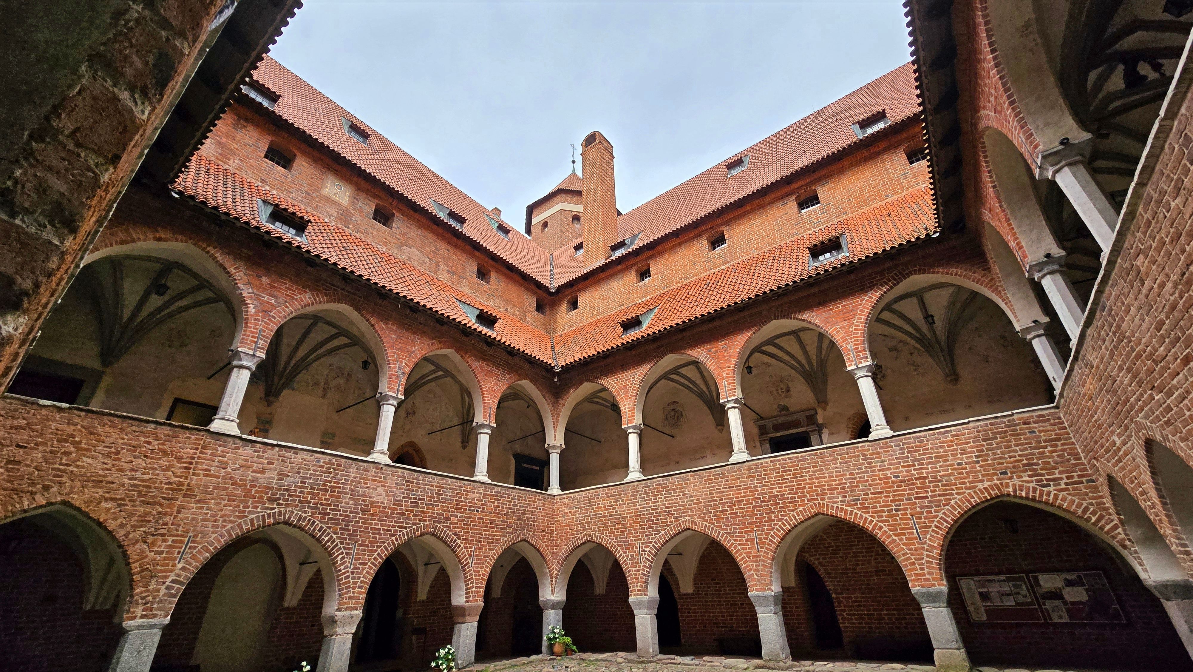 Zdjęcie 34 (legacy)